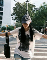 韩国女星金智秀（kim Jisoo）胶片风街拍，旅拍，生活照精选图片