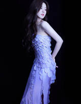 赵露思紫色鱼鳞装连衣裙穿搭宛如美人鱼般超美气质写真照