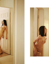 迪丽热巴紧身金色连衣裙礼服着身美艳性感写真图片