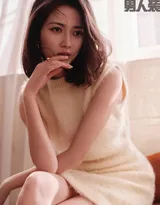 陈钰琪性感杂志写真图片，展示多套裙装，尽显优雅恬静气质