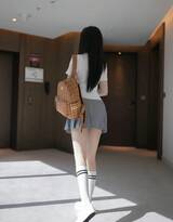 美女安然运动服，cos服，JK制服多套穿搭尽显轻盈身姿美臀写真图片