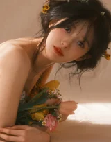 复古唯美花束少女 轻婚纱白纱裙清新艺术照