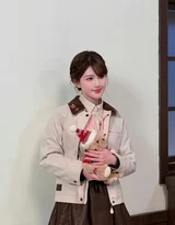 赵露思·时尚优雅风 卡其外套穿搭 明星活动高清图