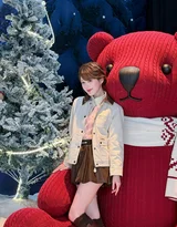 赵露思·时尚优雅风 卡其外套穿搭 明星活动高清图