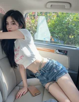 长发氛围感女生·唯美写实风 高热度清新人像写真