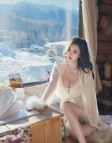 气质女生·蕾丝睡衣慵懒氛围 唯美居家风女生穿搭套图