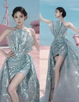 古力娜扎·蓝绿亮片抹胸裙 唯美户外写真 明星时尚大片