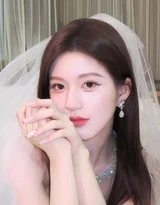 气质女星赵露思·优雅名媛风时尚写真 唯美精致明星高清图片