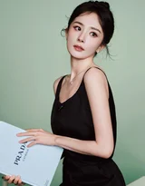 杨幂·精致优雅风 黑色裙装Prada配饰 明星写真高质感