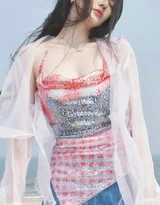 徐璐·海边清新风写真 氛围感女明星街拍大片