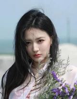 徐璐·海边清新风写真 氛围感女明星街拍大片